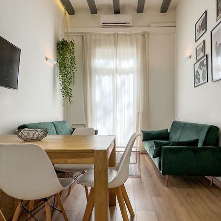 Aqua Apartment By Olala Homes Barcelona Bagian luar foto
